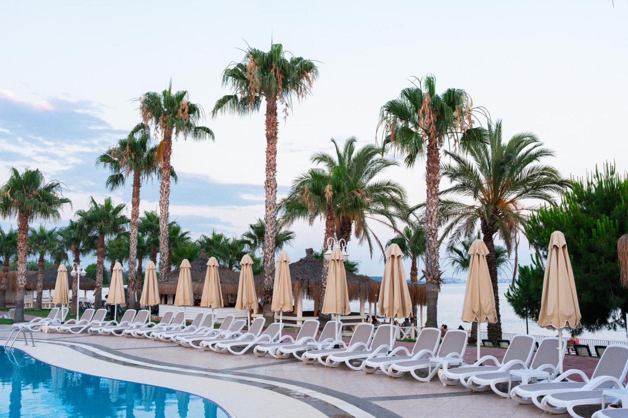 Oz Hotels Incekum Beach Alanya Exterior photo