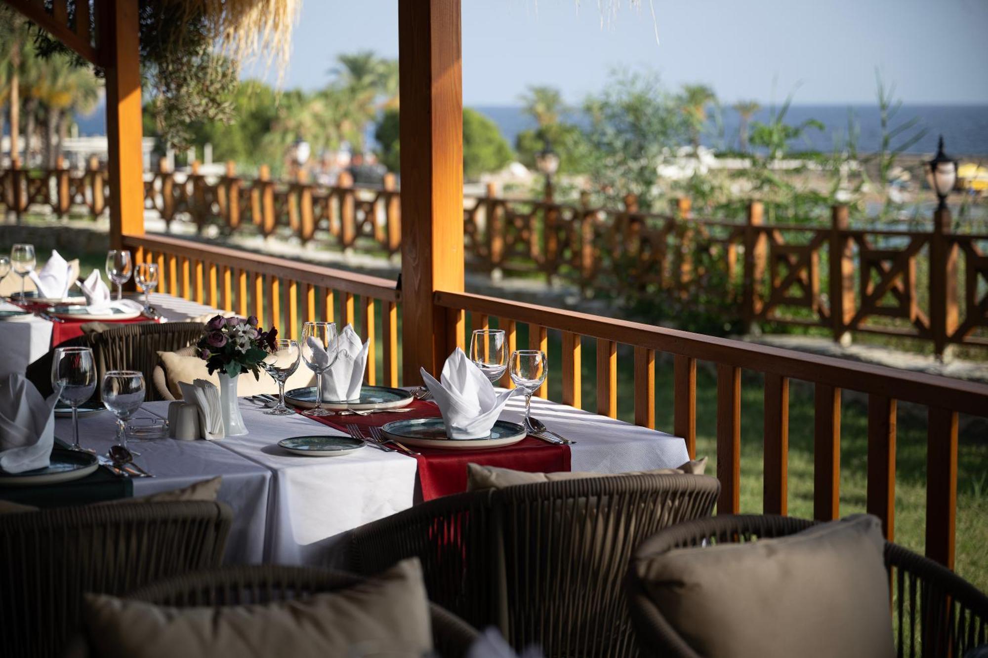 Oz Hotels Incekum Beach Alanya Exterior photo