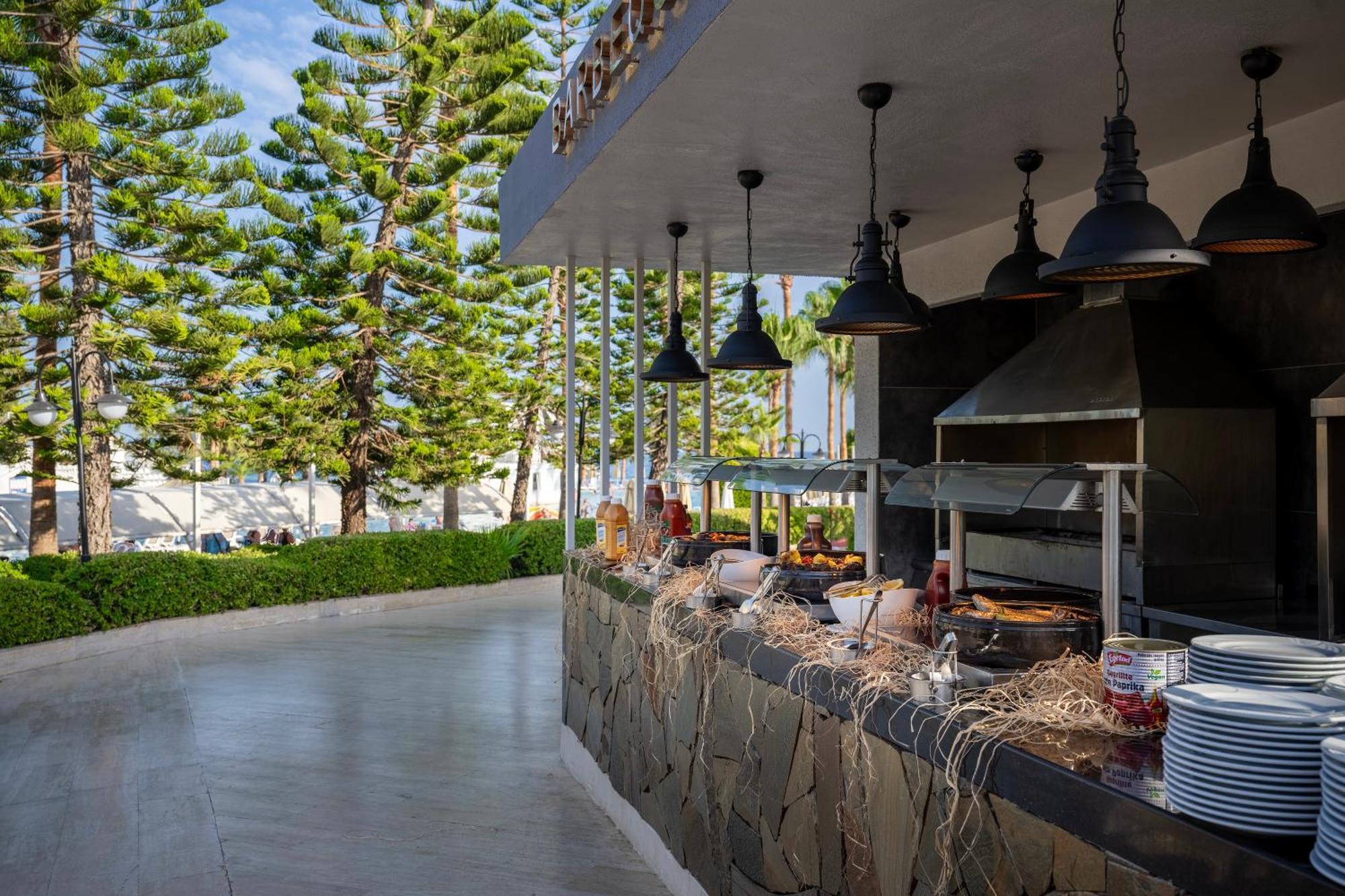 Oz Hotels Incekum Beach Alanya Exterior photo