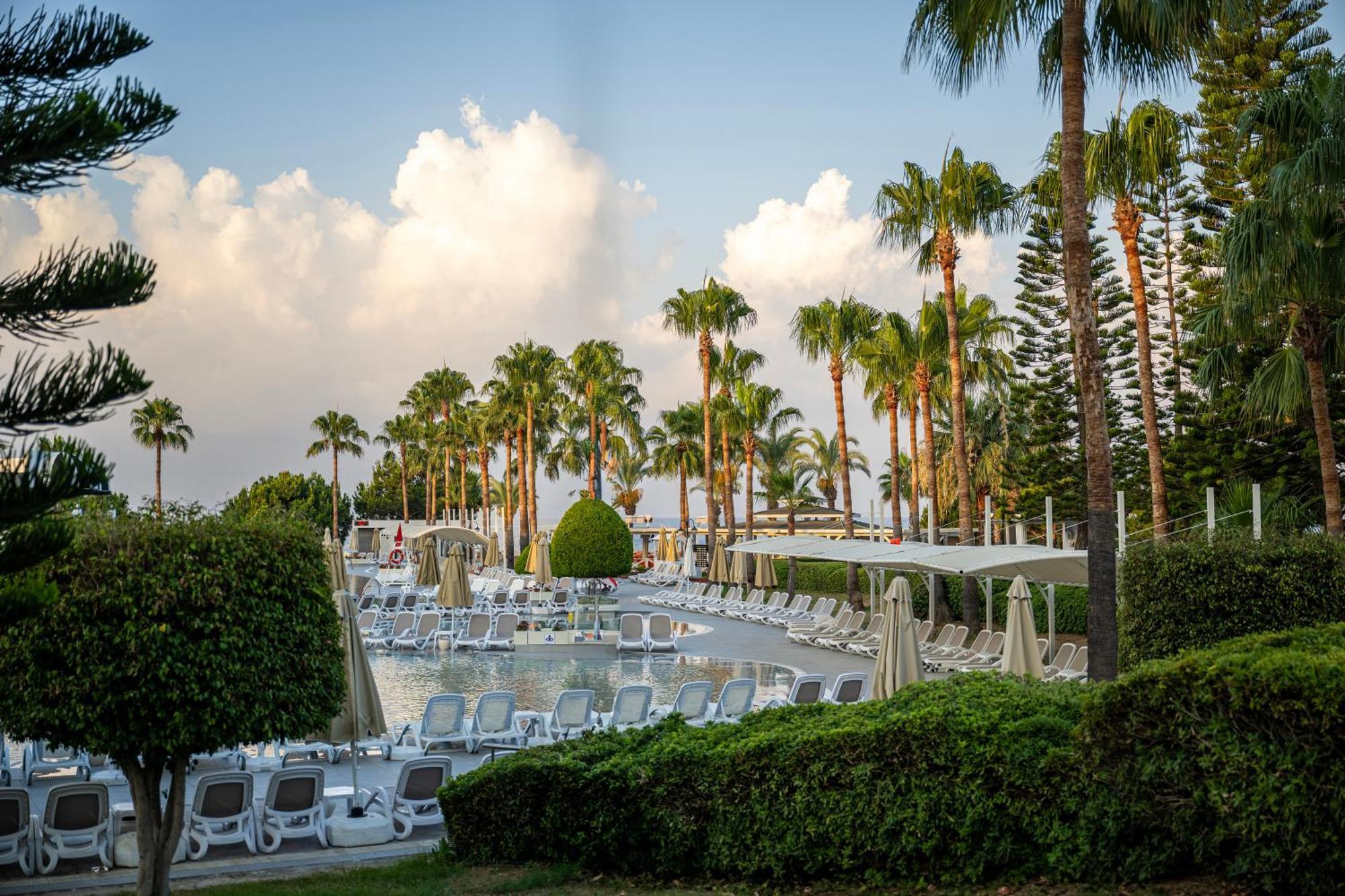 Oz Hotels Incekum Beach Alanya Exterior photo